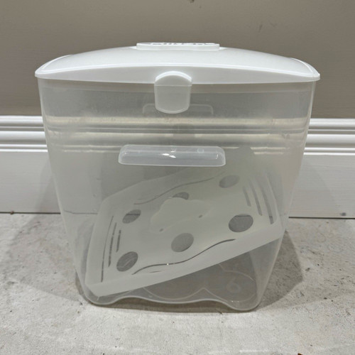 Milton cold water steriliser